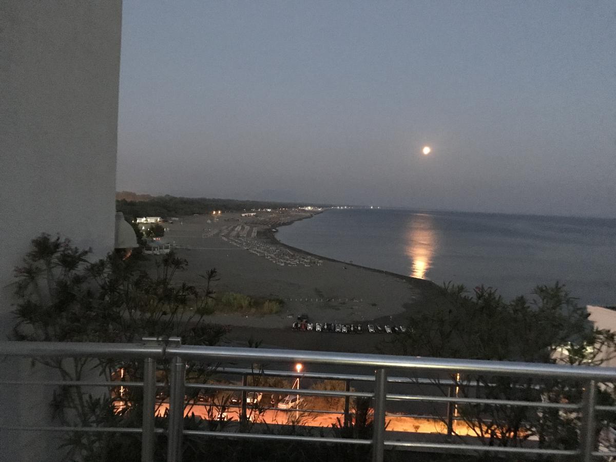 Hotel La Rosa Negra 乌尔齐尼 外观 照片