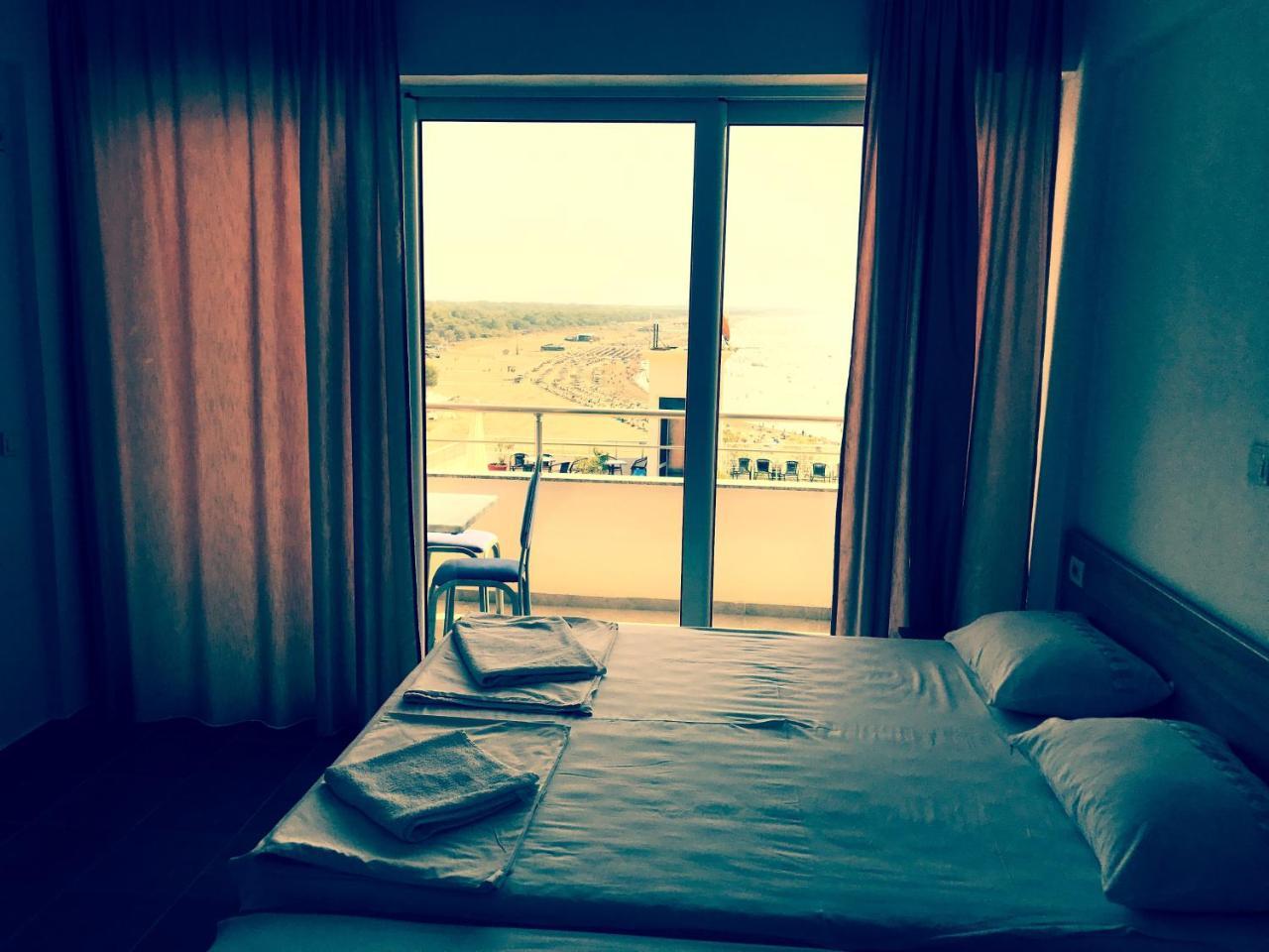 Hotel La Rosa Negra 乌尔齐尼 外观 照片
